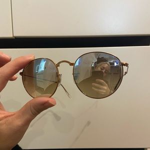 Rose gold round foldable ray ban sunglasses